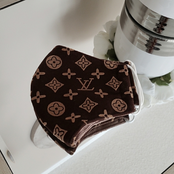 Designer Face Mask 🤎 - Picture 2 of 5